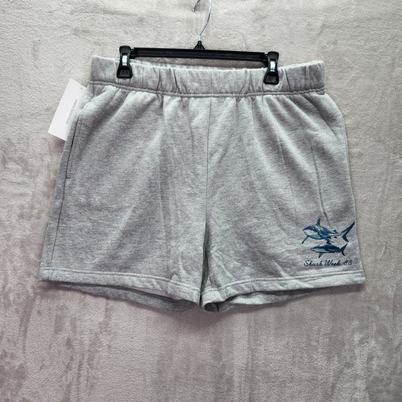 Discovery Shorts Womens Size XL Gray Shark Week 88 Pockets Lounge Comfy Casual - Picture 1 of 9